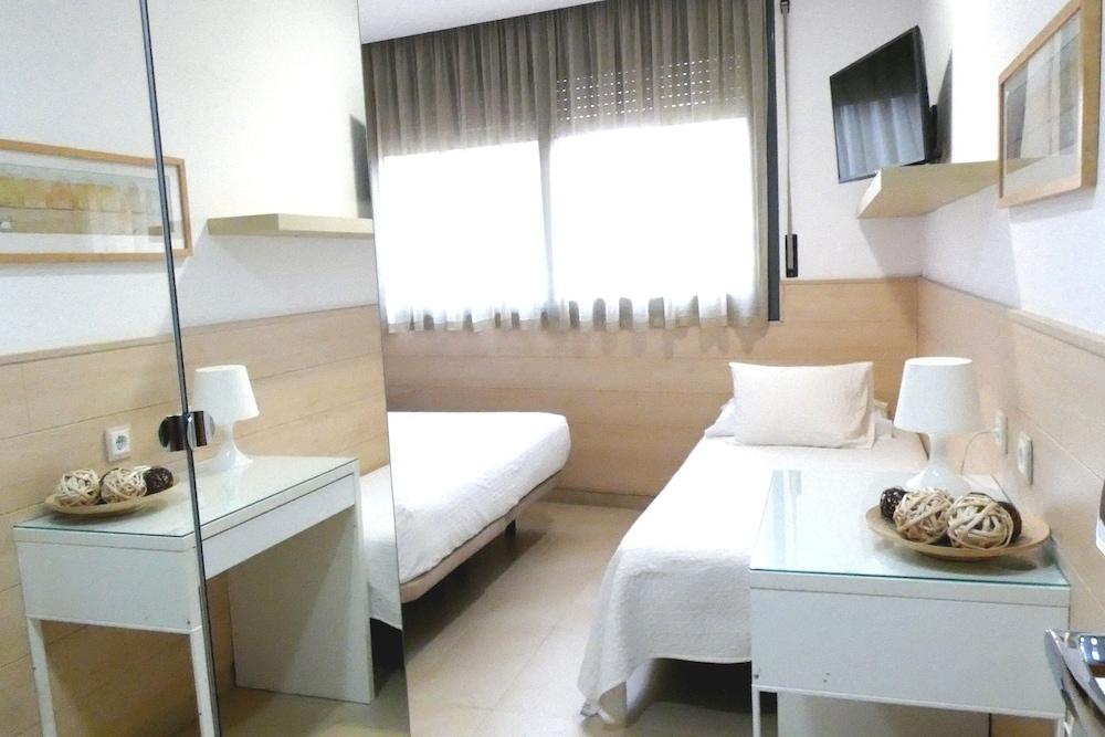 Hostal House Barcelona Ngoại thất bức ảnh