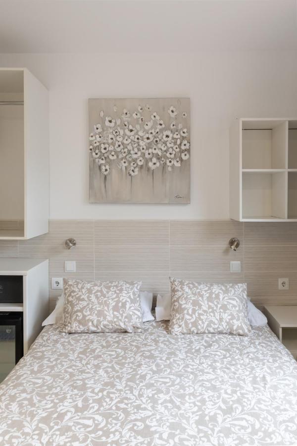 Hostal House Barcelona Ngoại thất bức ảnh