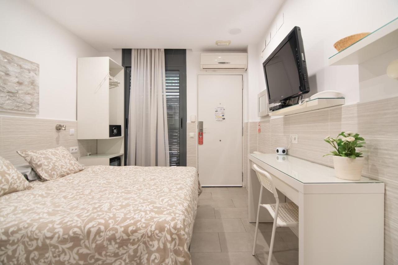 Hostal House Barcelona Ngoại thất bức ảnh