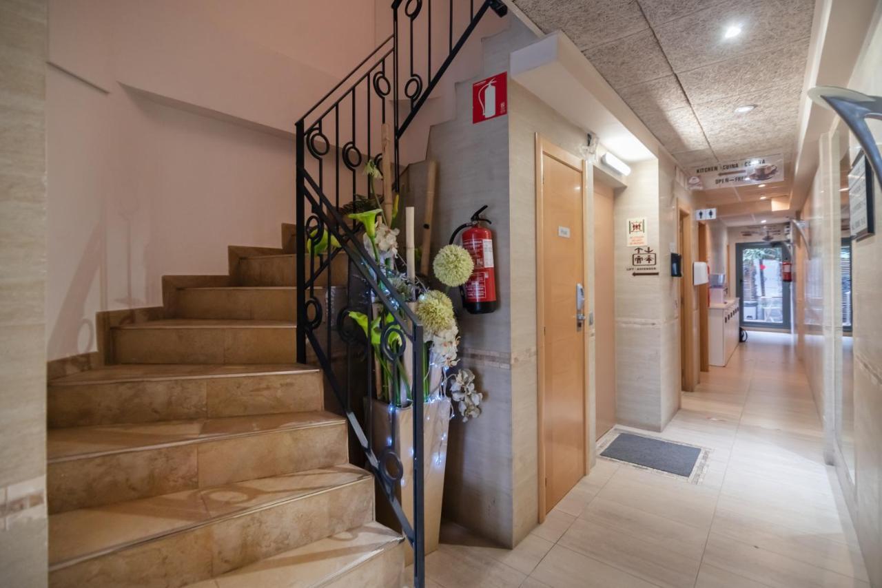Hostal House Barcelona Ngoại thất bức ảnh
