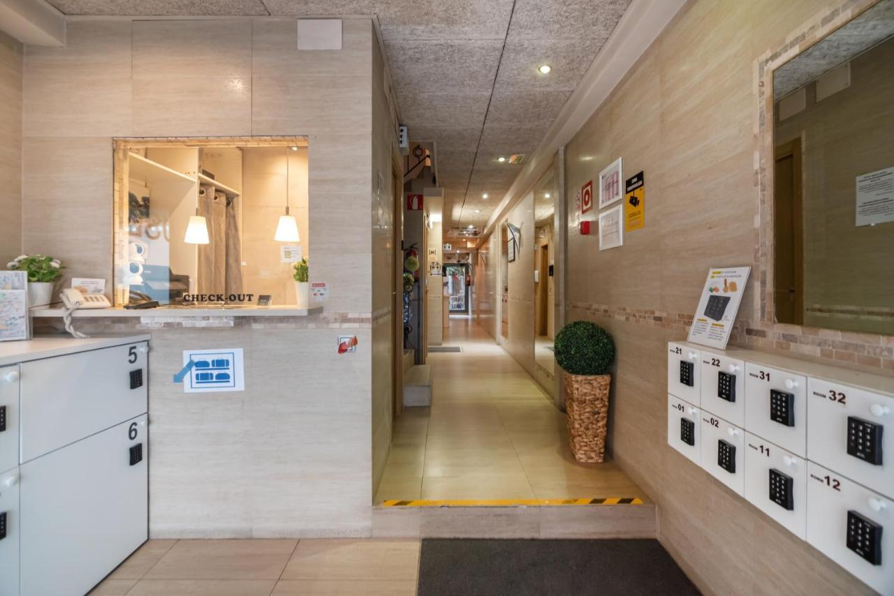 Hostal House Barcelona Ngoại thất bức ảnh