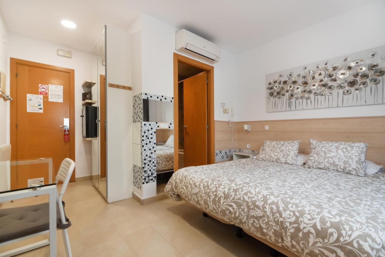 Hostal House Barcelona Ngoại thất bức ảnh