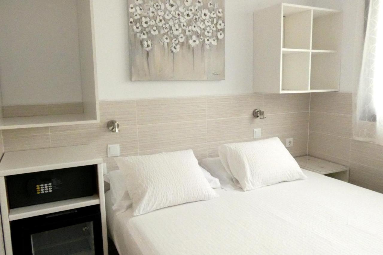 Hostal House Barcelona Ngoại thất bức ảnh