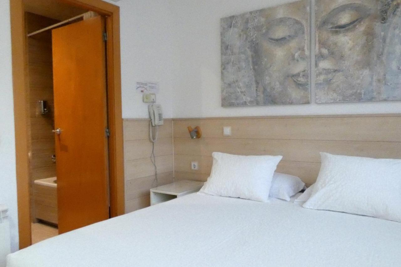 Hostal House Barcelona Ngoại thất bức ảnh